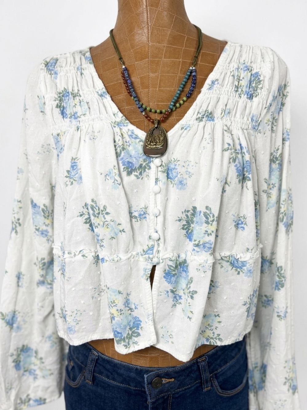Selfie Leslie Floral Swiss Dot Button Front Crop Top Size Large Excellent